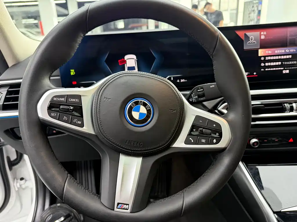 BMW i3 — миниатюра 8