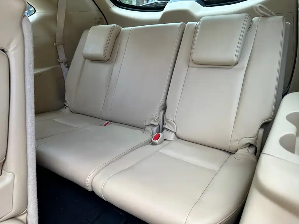 Toyota Highlander — миниатюра 10