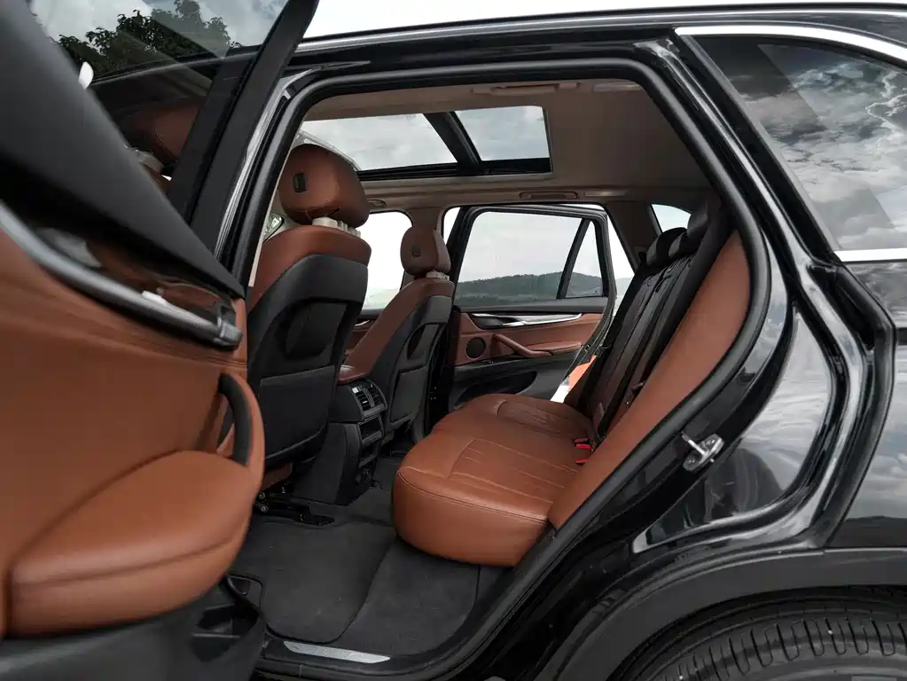 BMW X5 (Import) — миниатюра 7