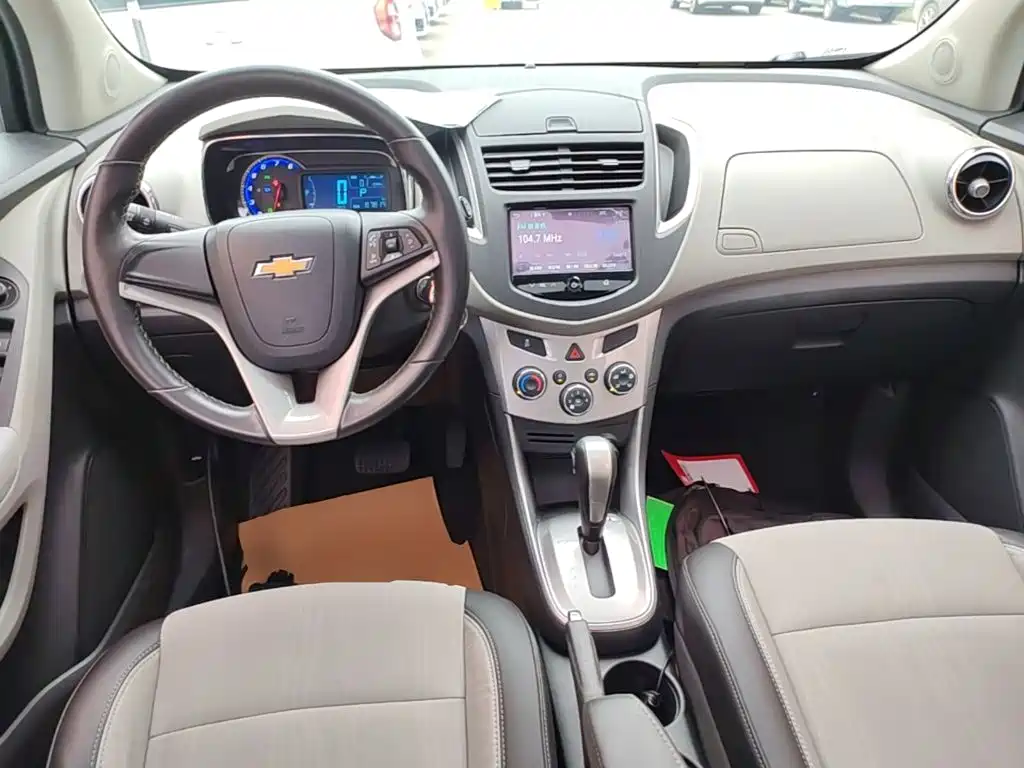 Chevrolet Trax — миниатюра 10