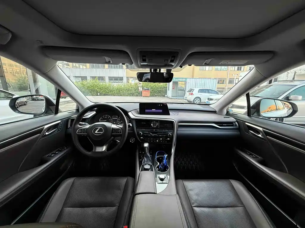 Lexus RX — миниатюра 7