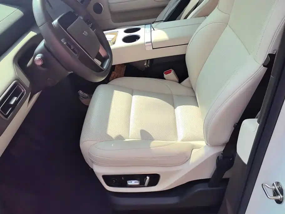 Li Auto Li MEGA — миниатюра 9