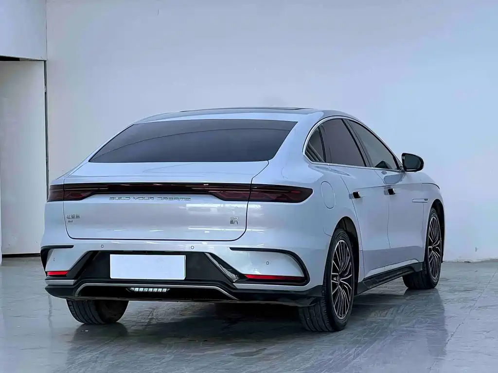 BYD Han — миниатюра 7