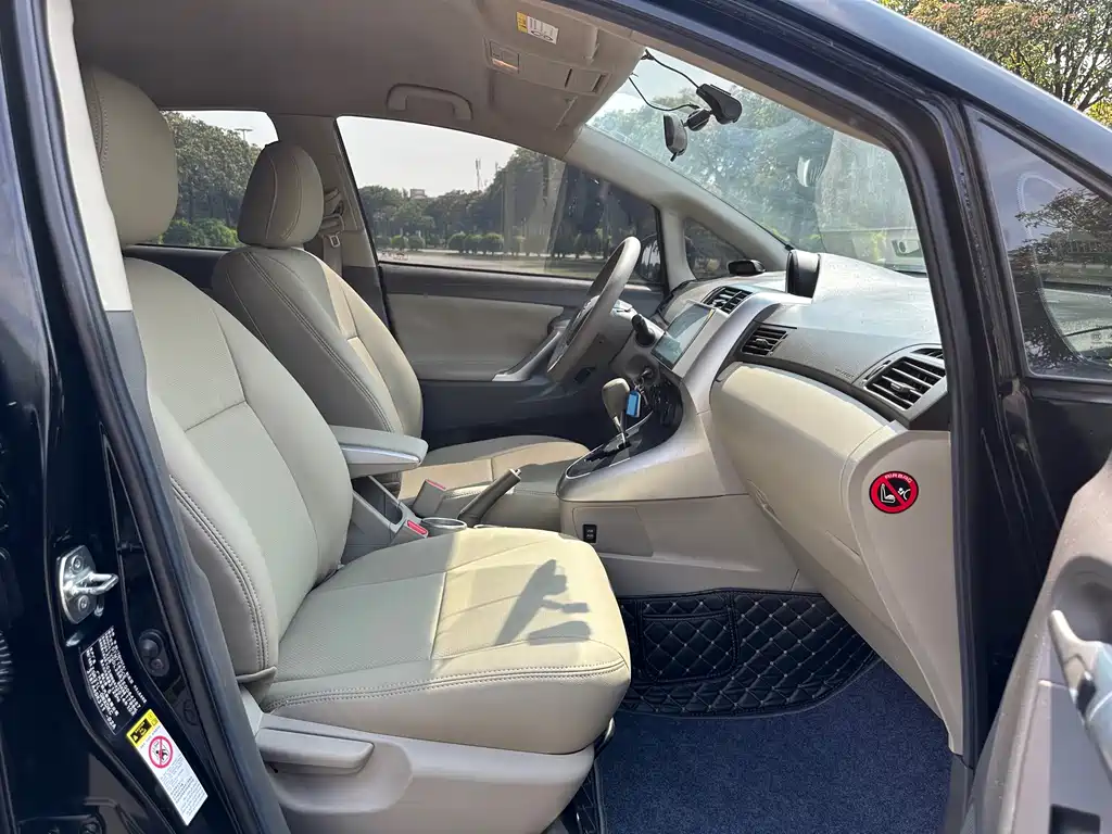 Toyota Verso — миниатюра 6