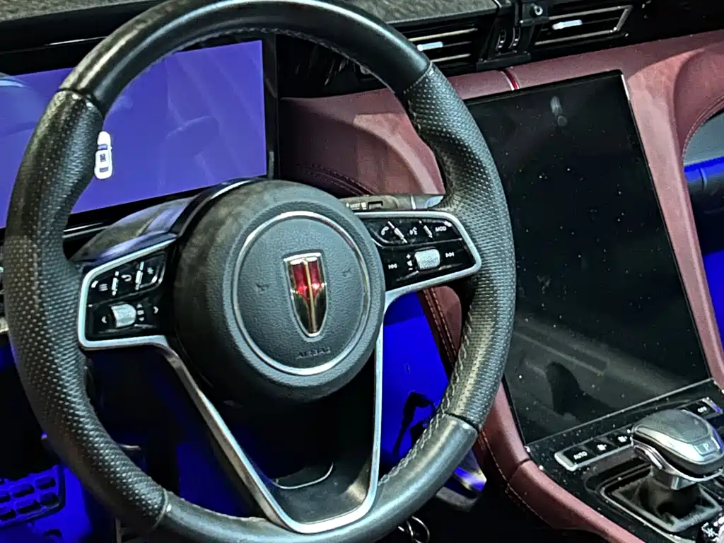 Hongqi Hongqi H5 — миниатюра 3