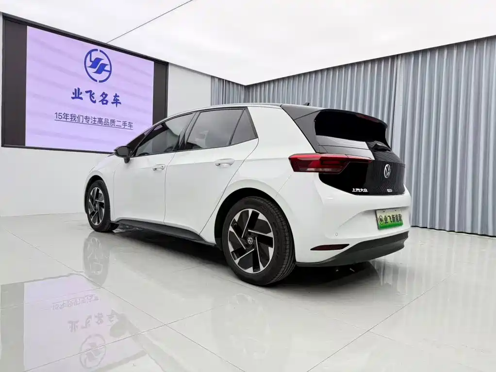 Volkswagen ID.3 — миниатюра 6
