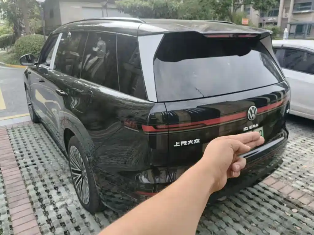Volkswagen ID.ERA 9X — миниатюра 9