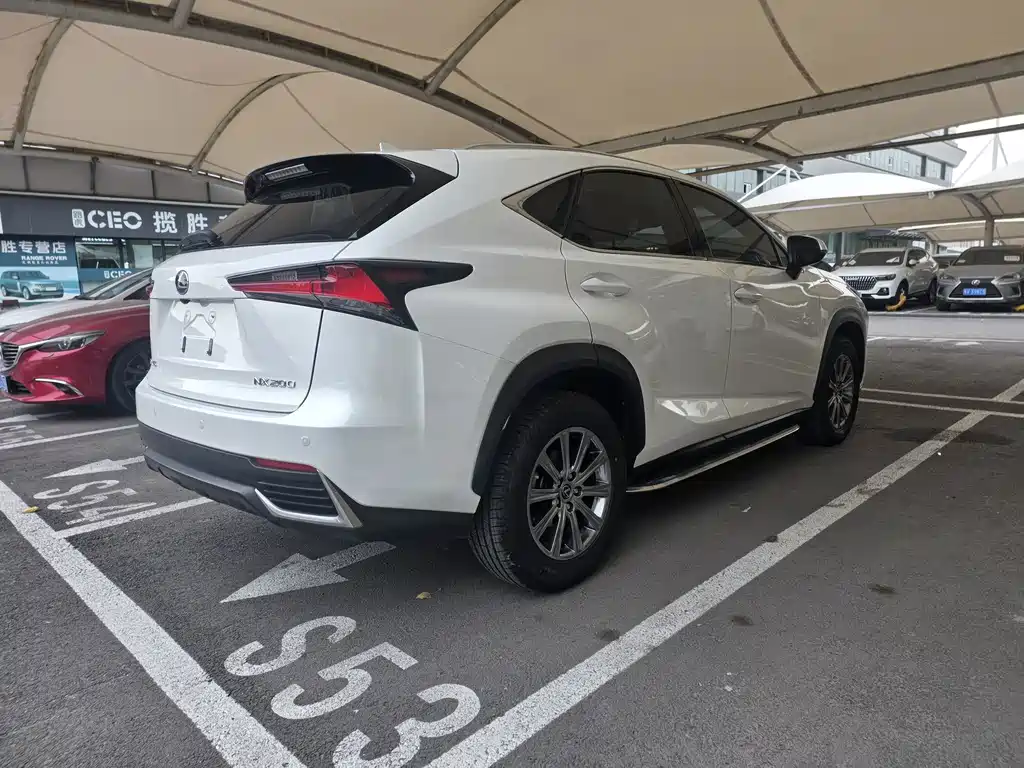 Lexus NX — миниатюра 20
