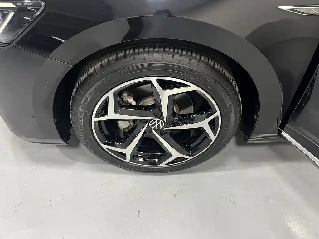 Volkswagen Passat — миниатюра 16