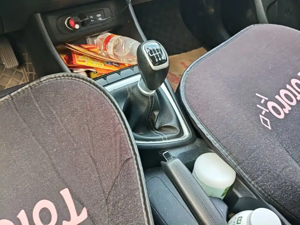 Hyundai Elantra — миниатюра 14