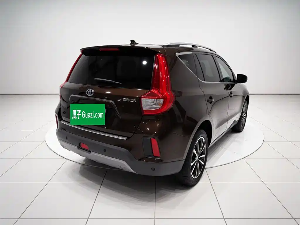 Geely Vision X6 — миниатюра 6