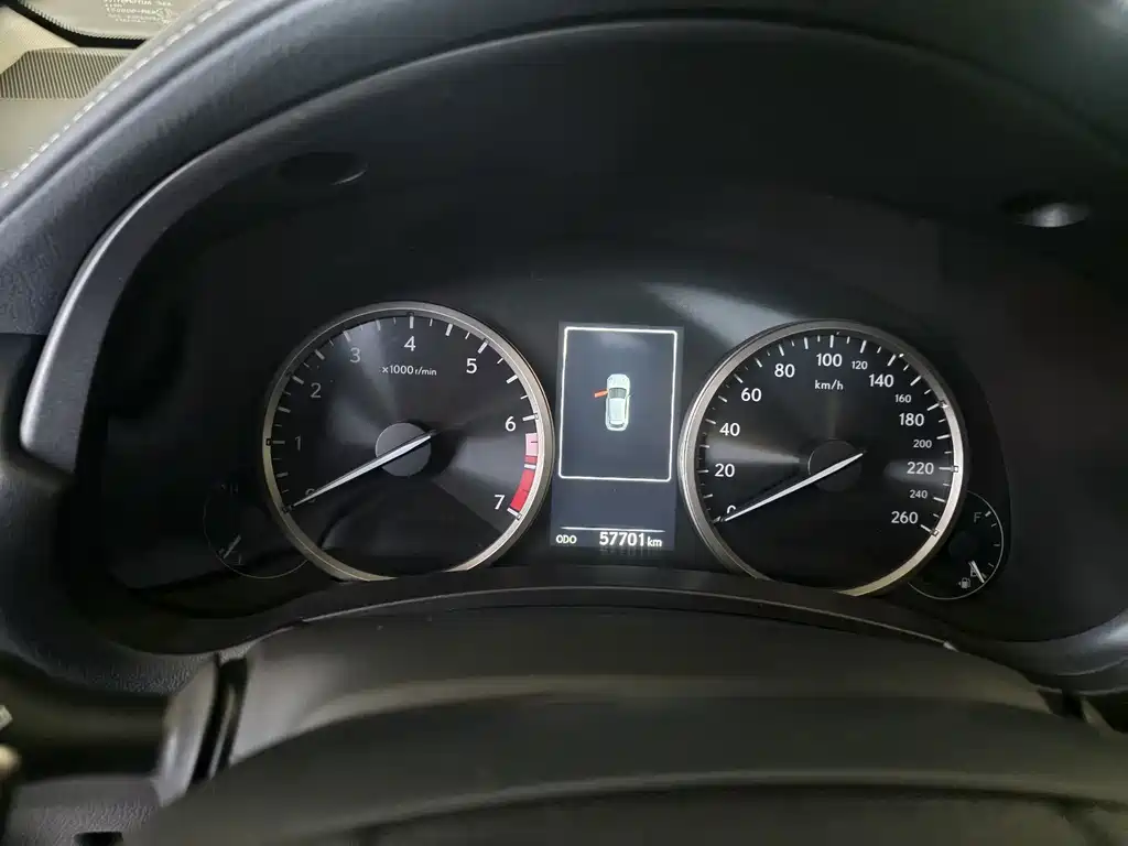 Lexus NX — миниатюра 7