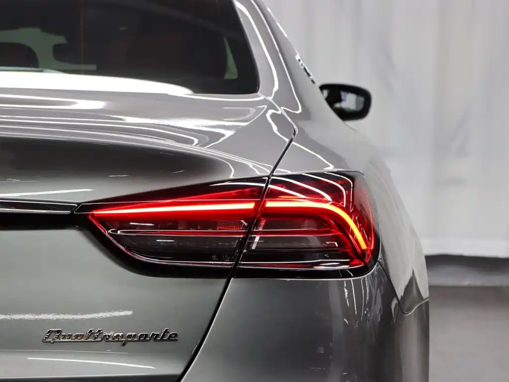 Maserati Quattroporte — миниатюра 32