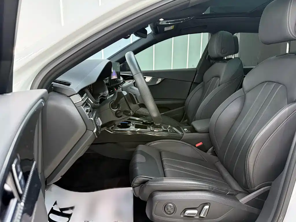 Audi A4L — миниатюра 11
