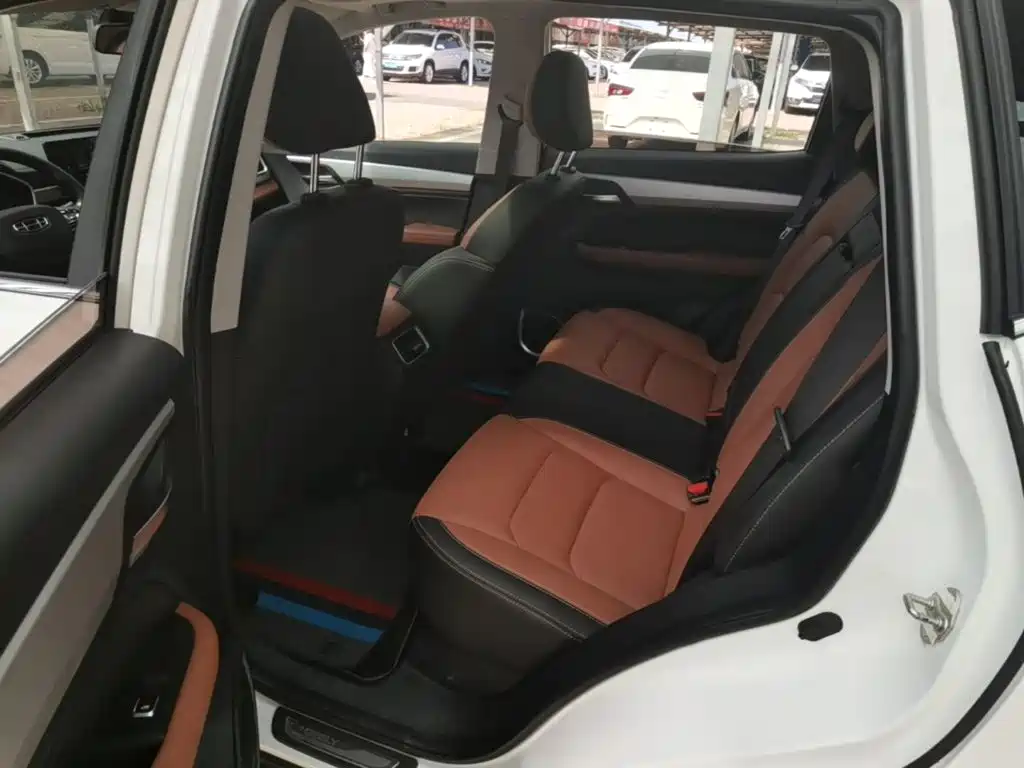 Geely Vision X6 — миниатюра 17