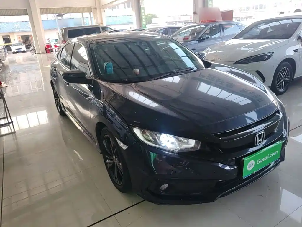 Honda Civic — миниатюра 4