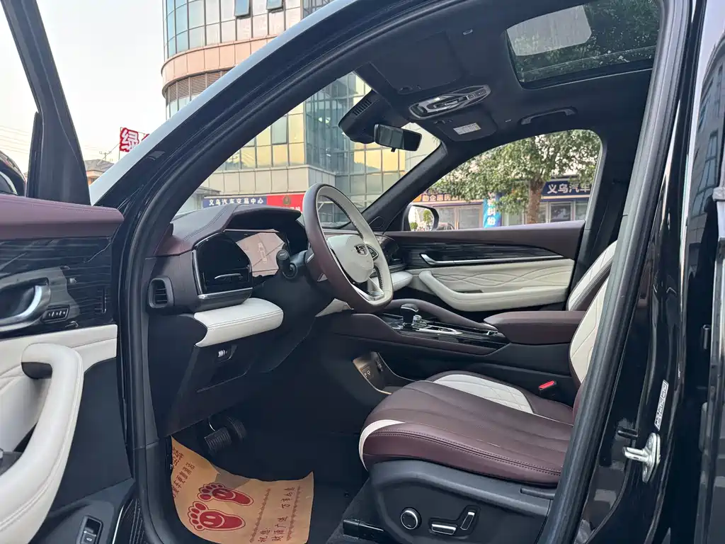 Geely Xingyue L — миниатюра 10