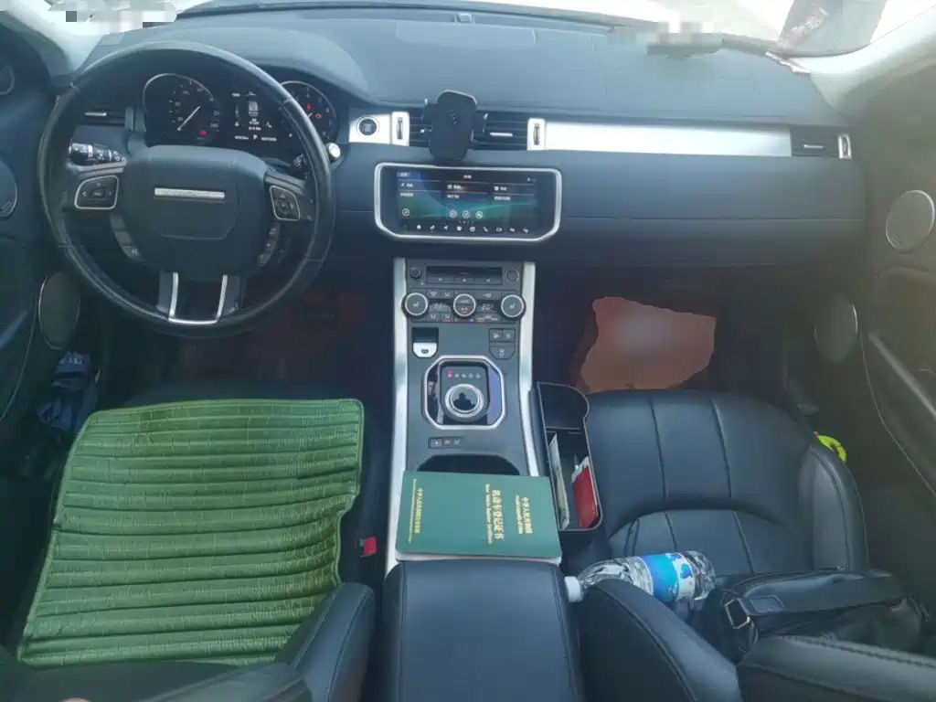 Land Rover Evoque — миниатюра 5