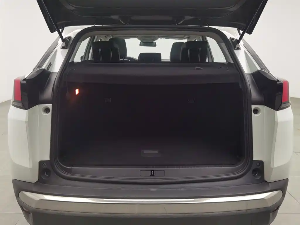 Peugeot 4008 — миниатюра 16