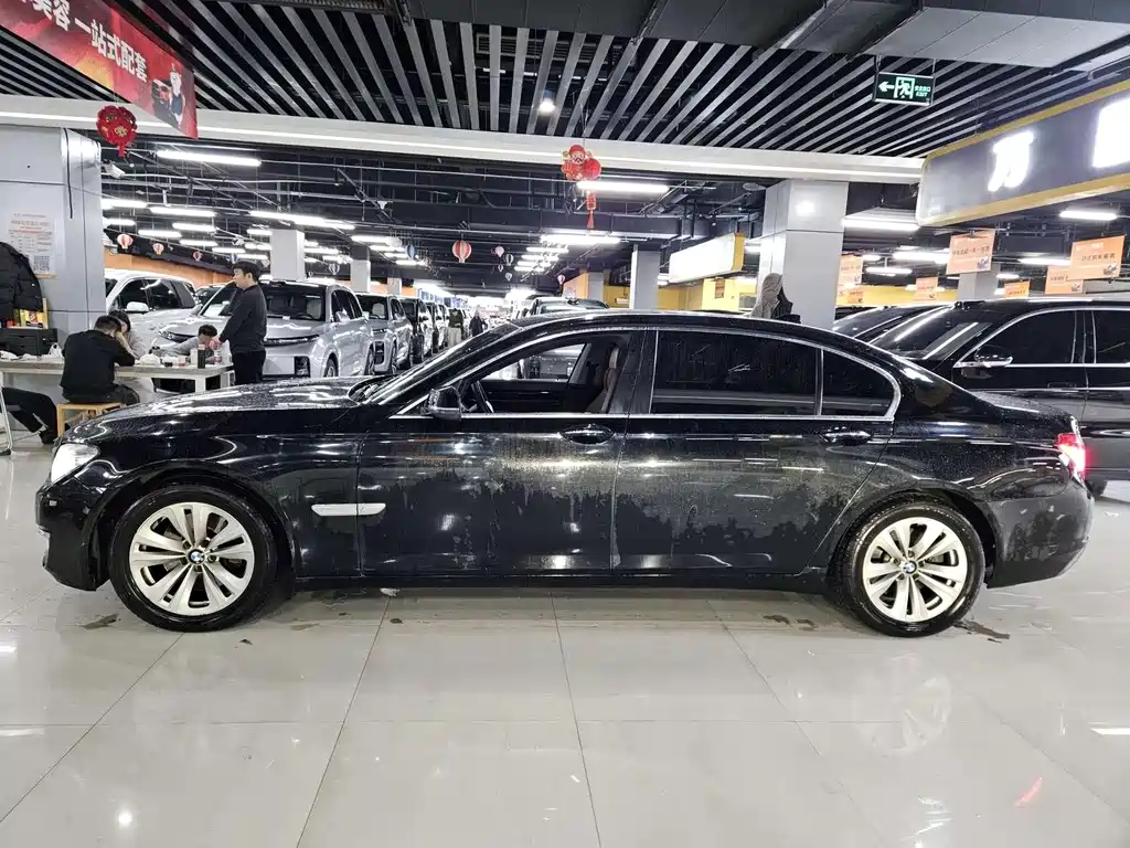 BMW 7 Series 7 2013 730Li Lead