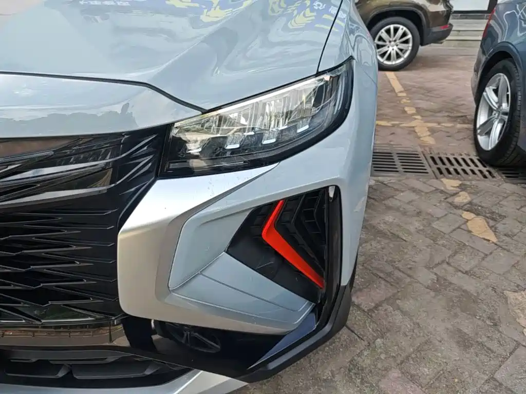 Geely Boyue — миниатюра 24