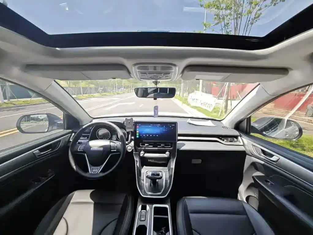 Haval M6 — миниатюра 6