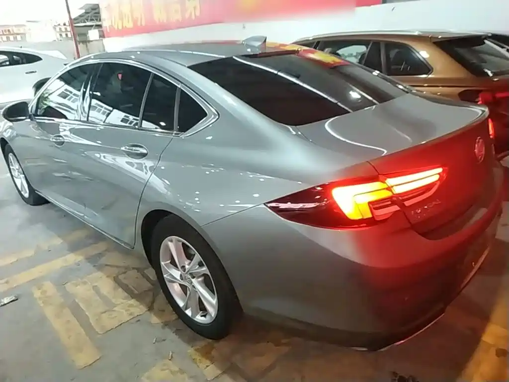 Buick Regal — миниатюра 5