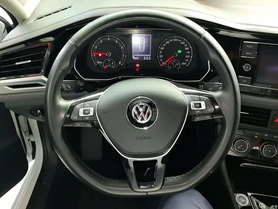 Volkswagen Sagitar — миниатюра 15