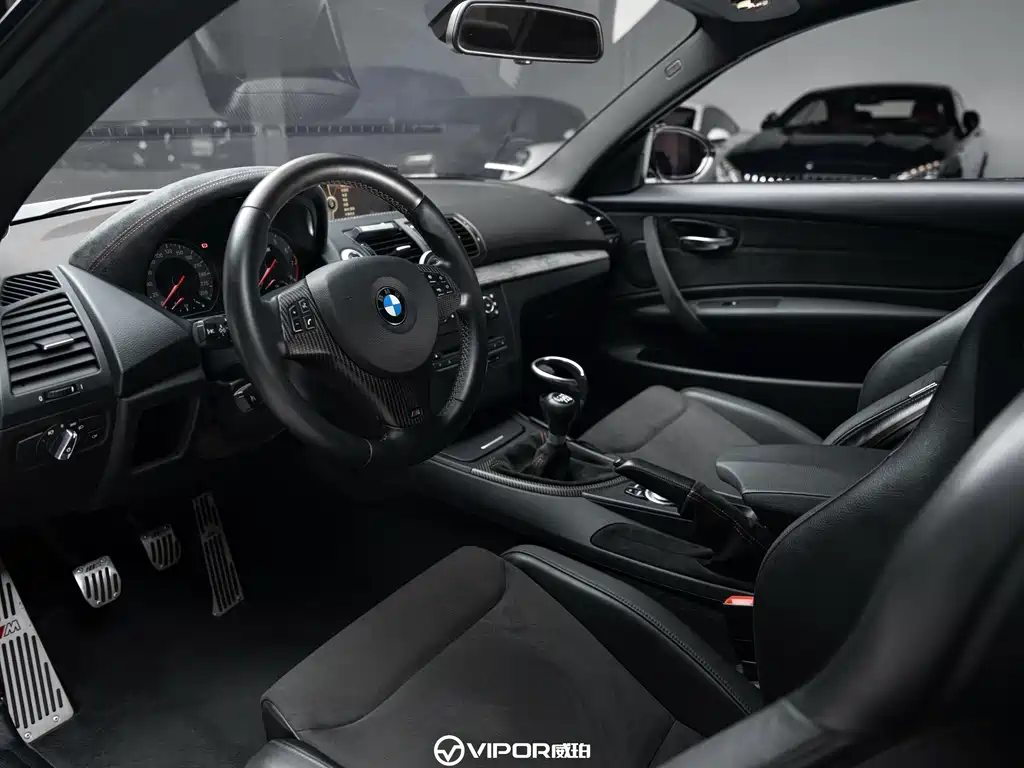 BMW 1 Series M — миниатюра 5