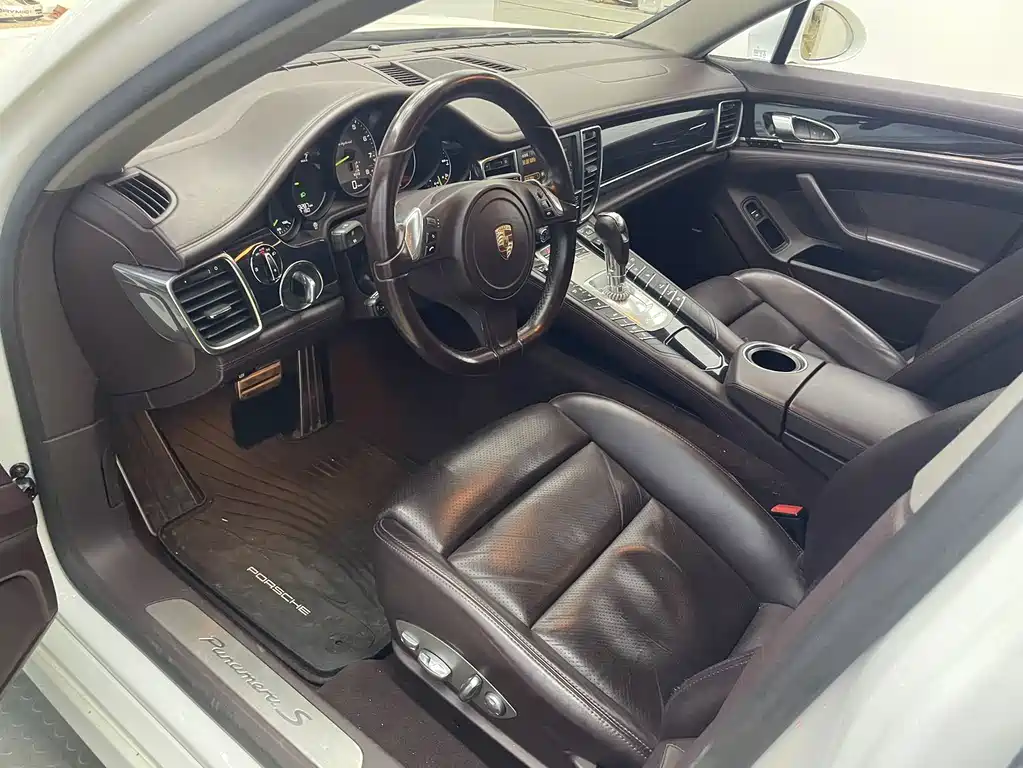 Porsche Panamera Hybrid — миниатюра 3
