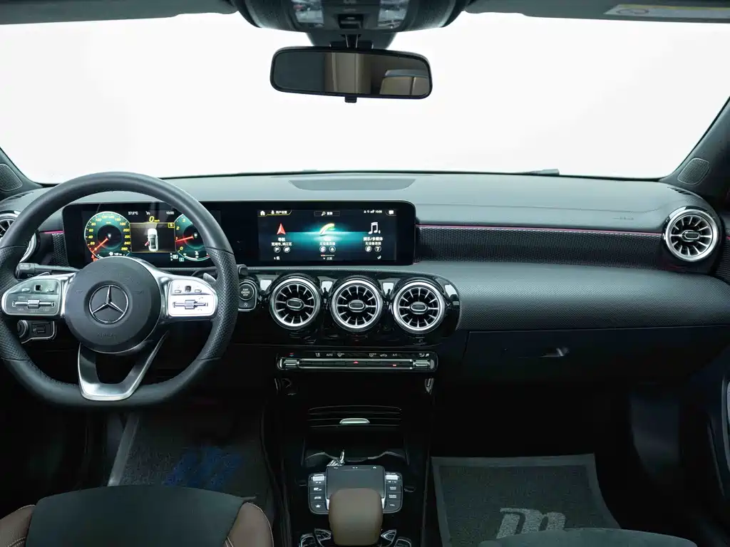 Mercedes-Benz A-Class — миниатюра 11