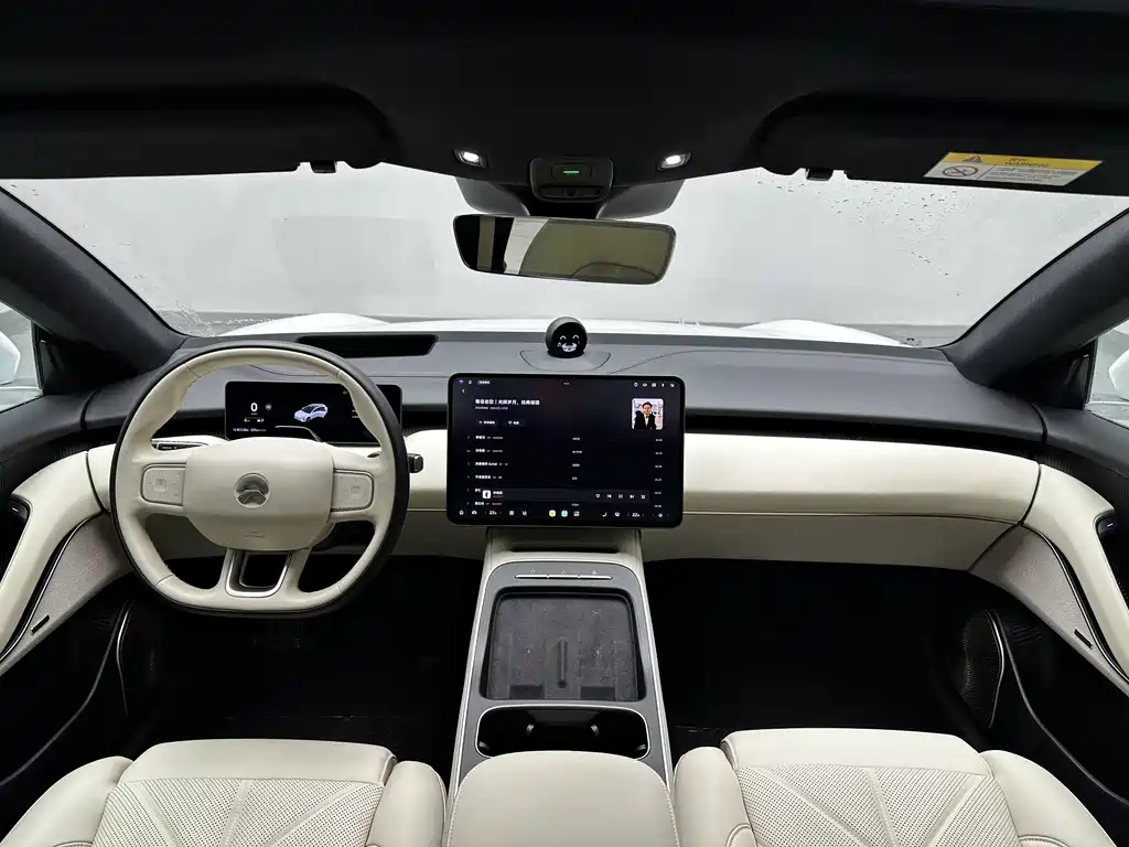 NIO ET5T — миниатюра 12