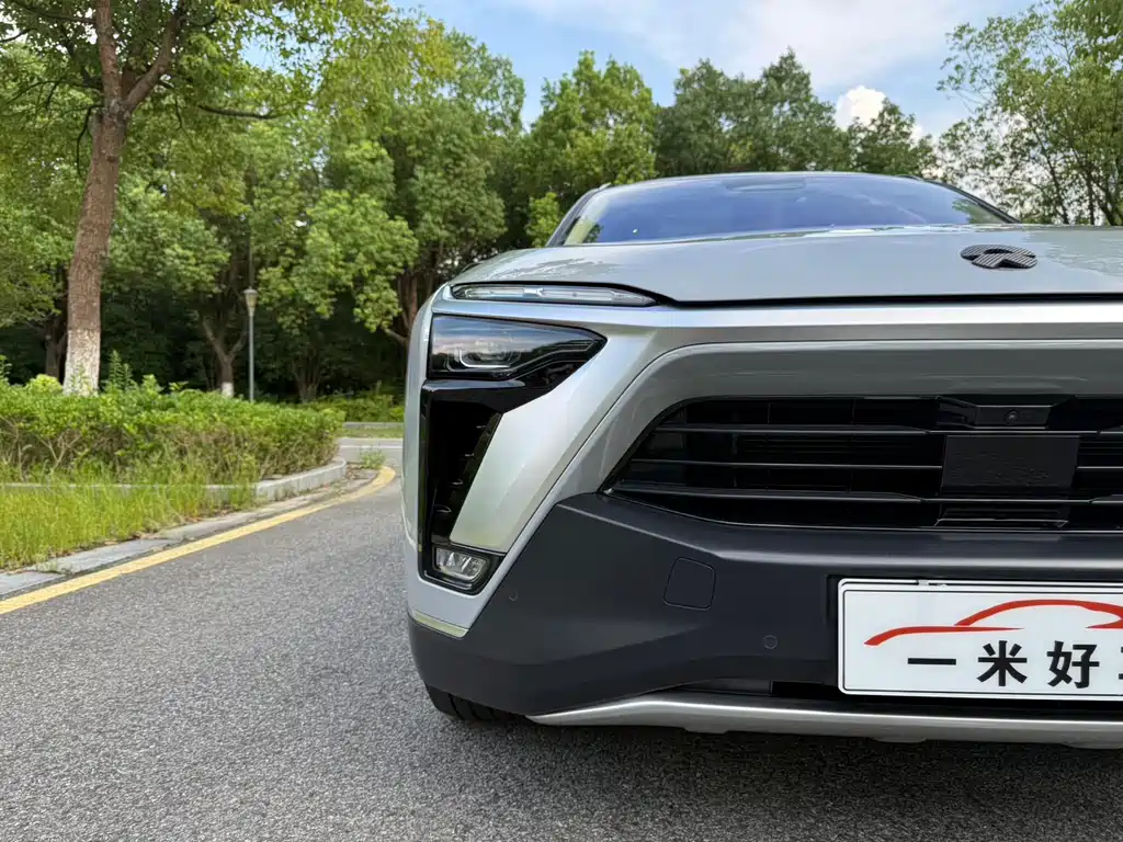 NIO ES8 — миниатюра 17