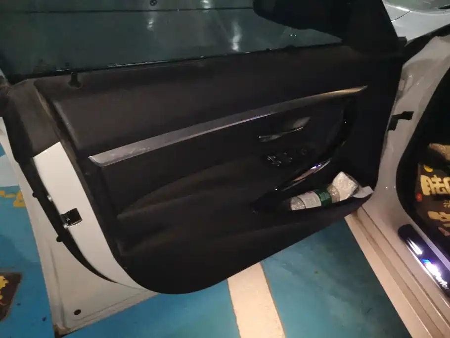 BMW 3 Series GT — миниатюра 7