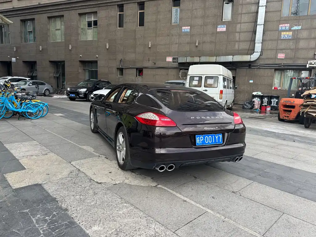 Porsche Panamera — миниатюра 17