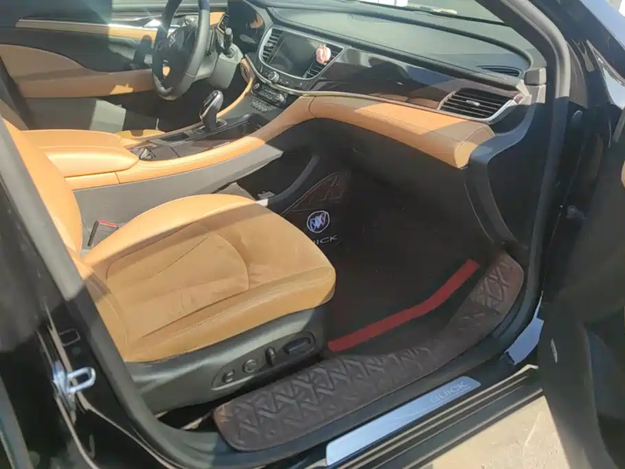 Buick LaCrosse — миниатюра 8