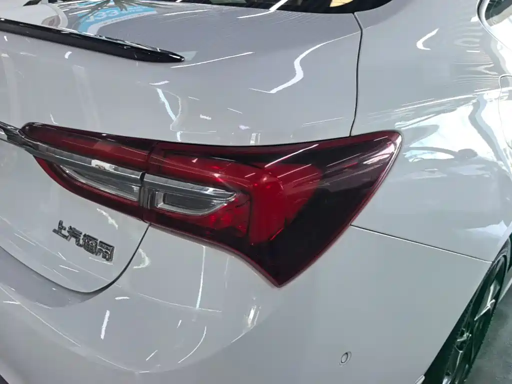Buick Verano — миниатюра 8