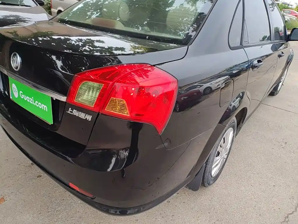 Buick Excelle — миниатюра 8