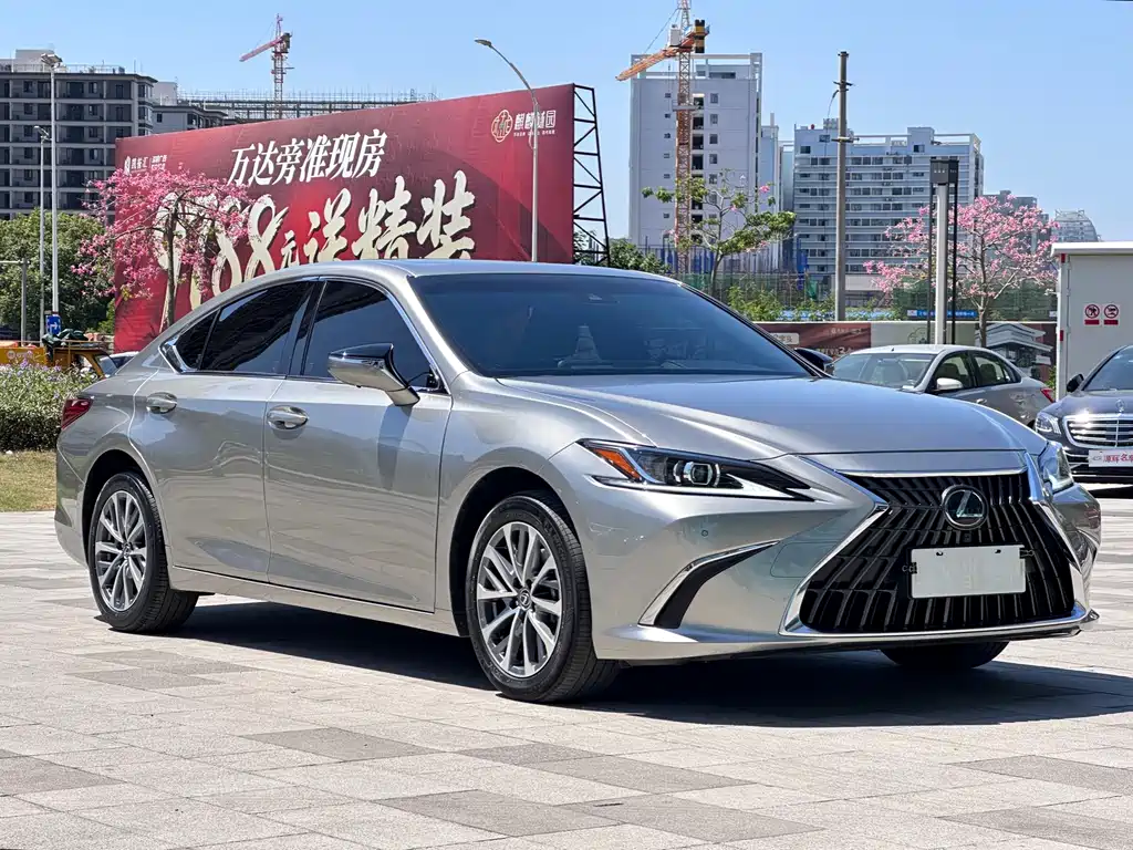 Lexus ES — миниатюра 3