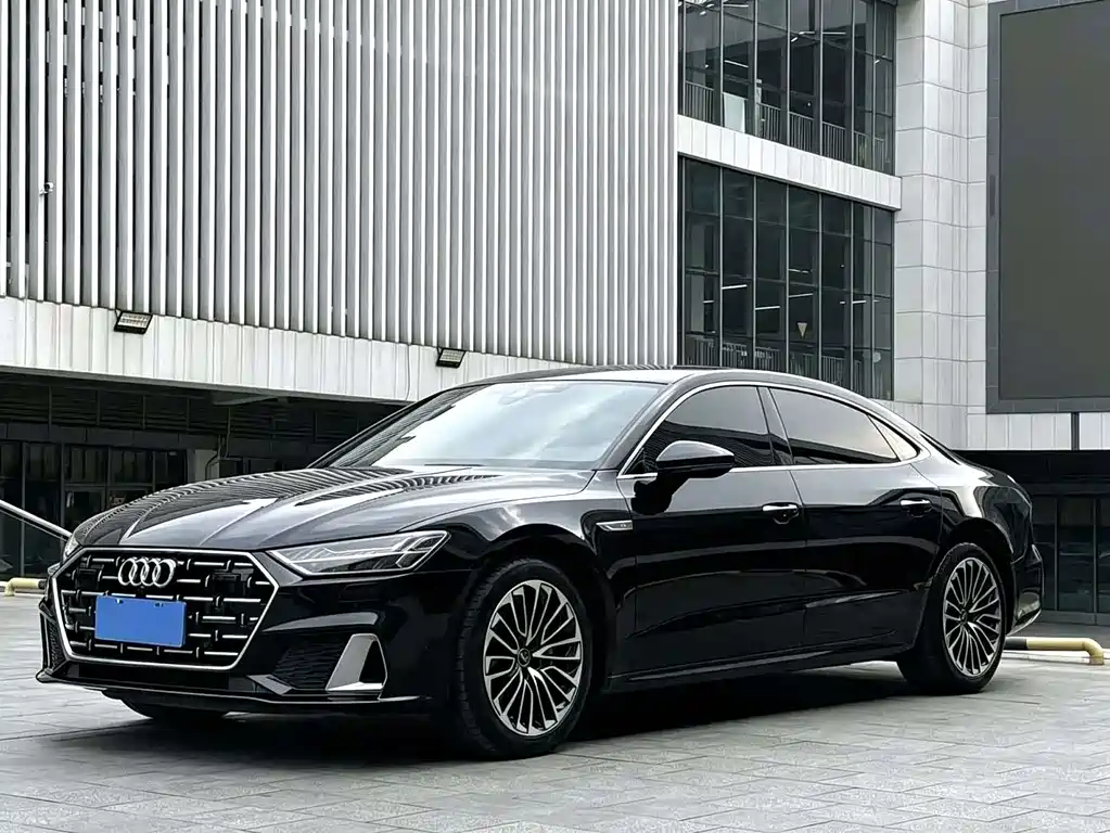 Купить Audi A7L