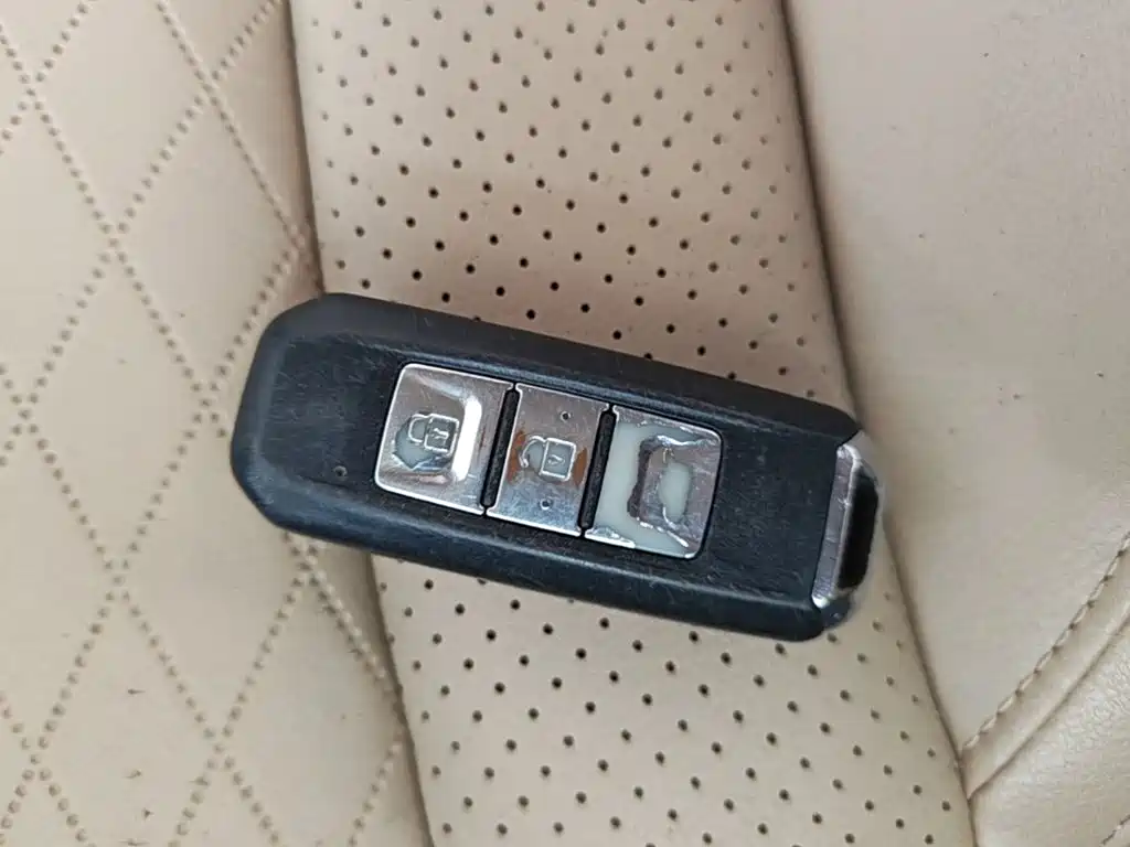 Baojun 310W — миниатюра 9
