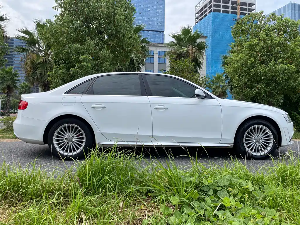 Audi A4L — миниатюра 5