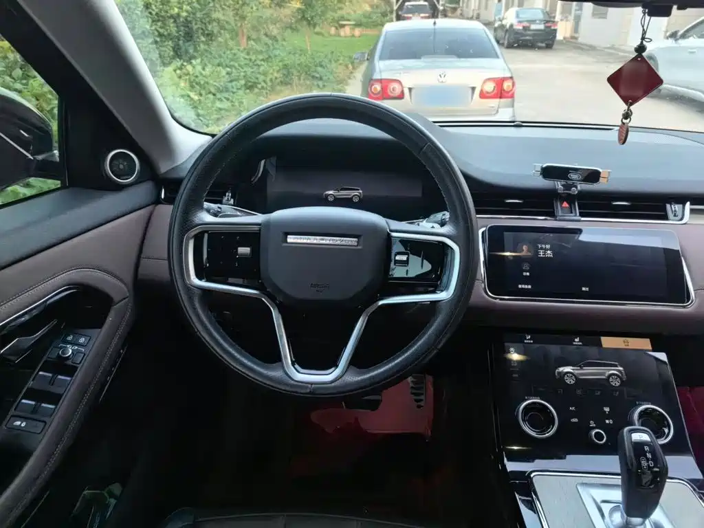 Land Rover Evoque — миниатюра 11