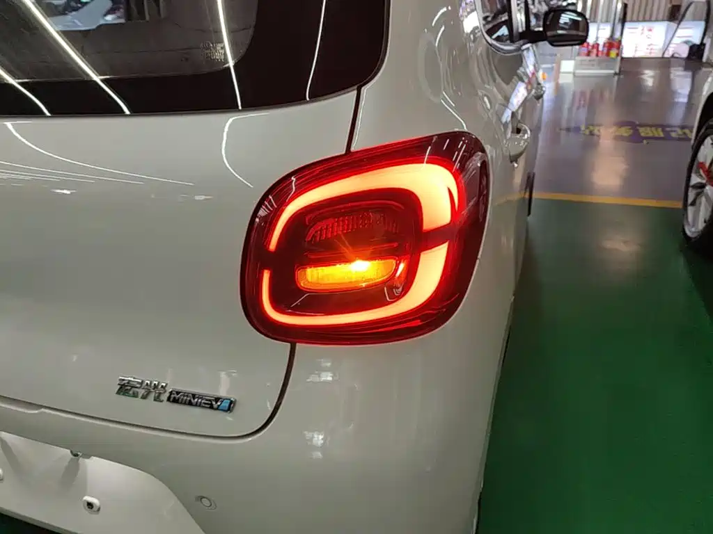 Wuling Mini EV MINIEV 2025