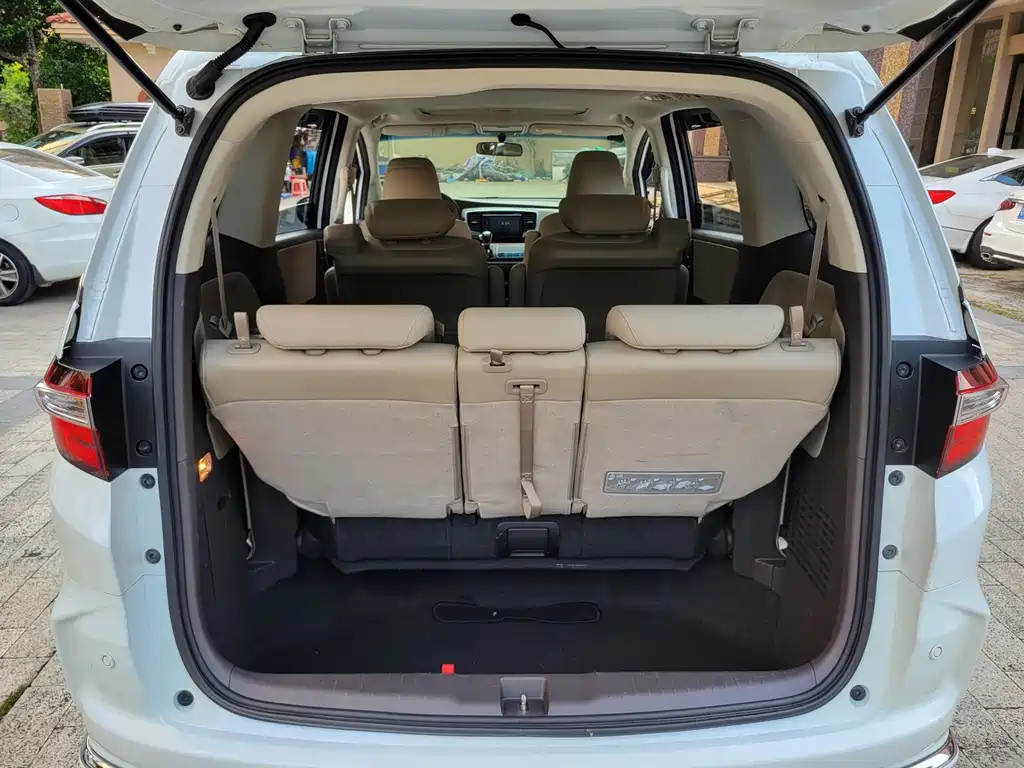 Honda Odyssey — миниатюра 18