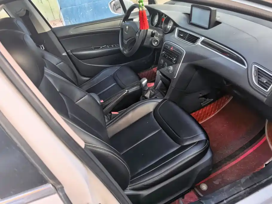 Peugeot 308 — миниатюра 8