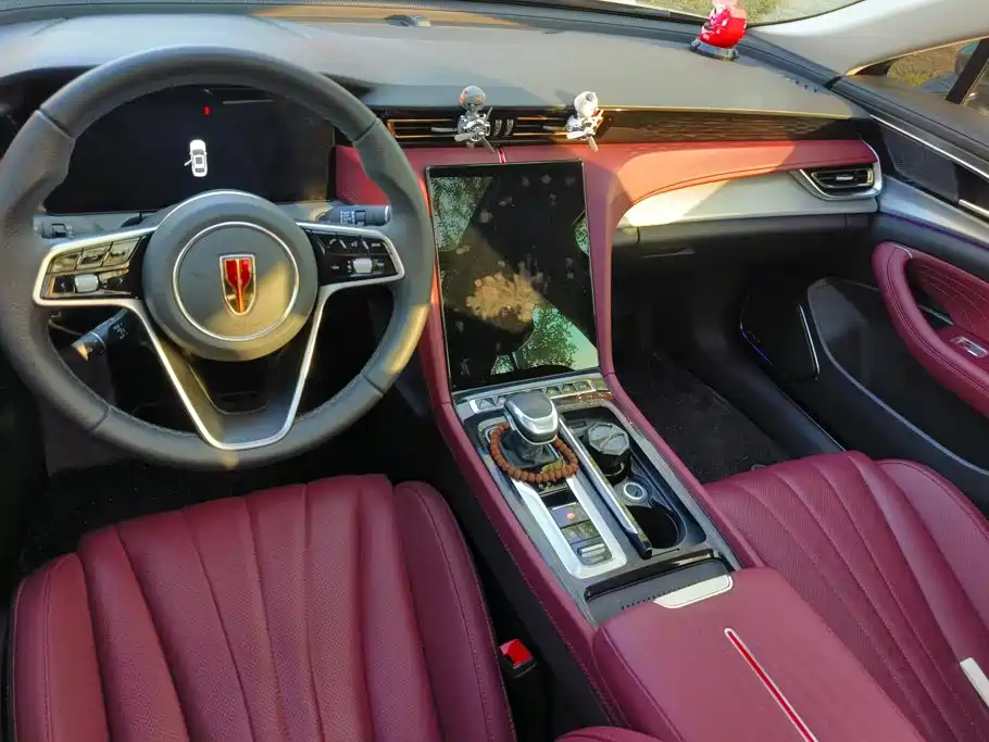 Hongqi Hongqi H5 — миниатюра 12
