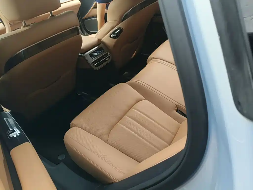 BYD Han L — миниатюра 17