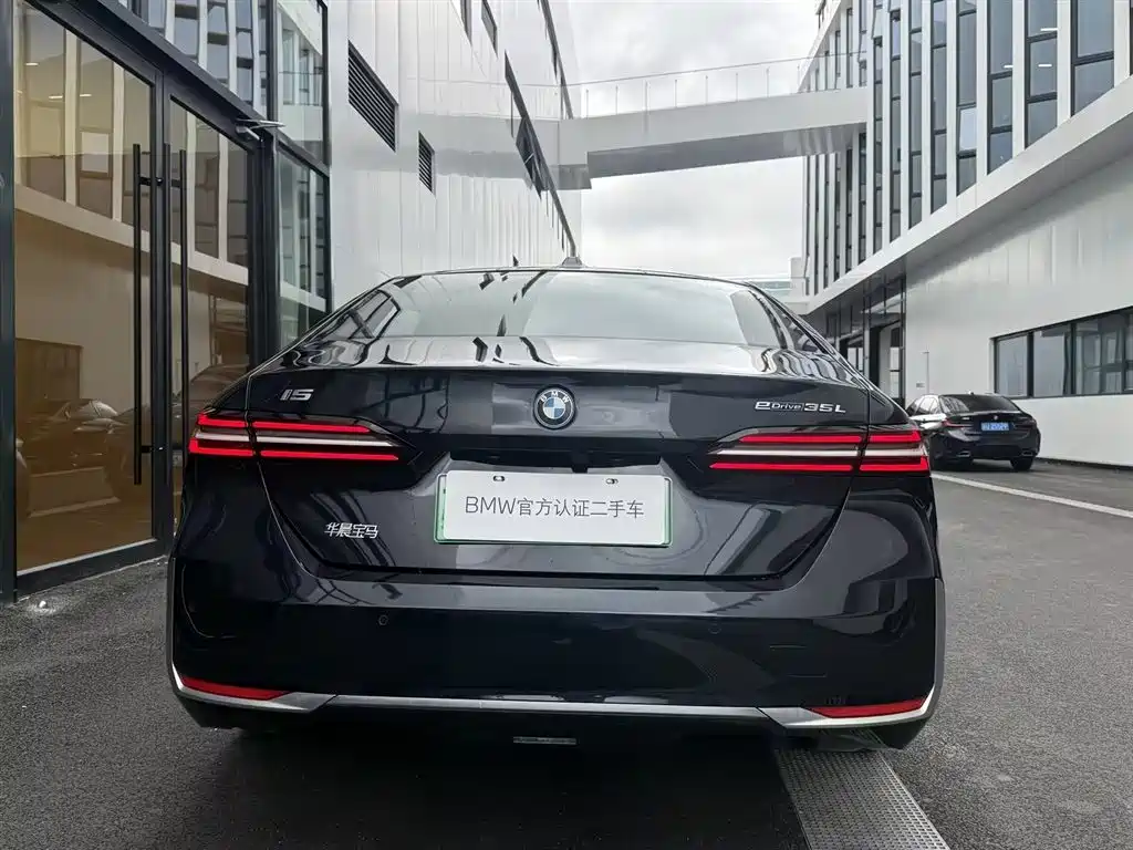 BMW i5 — миниатюра 15
