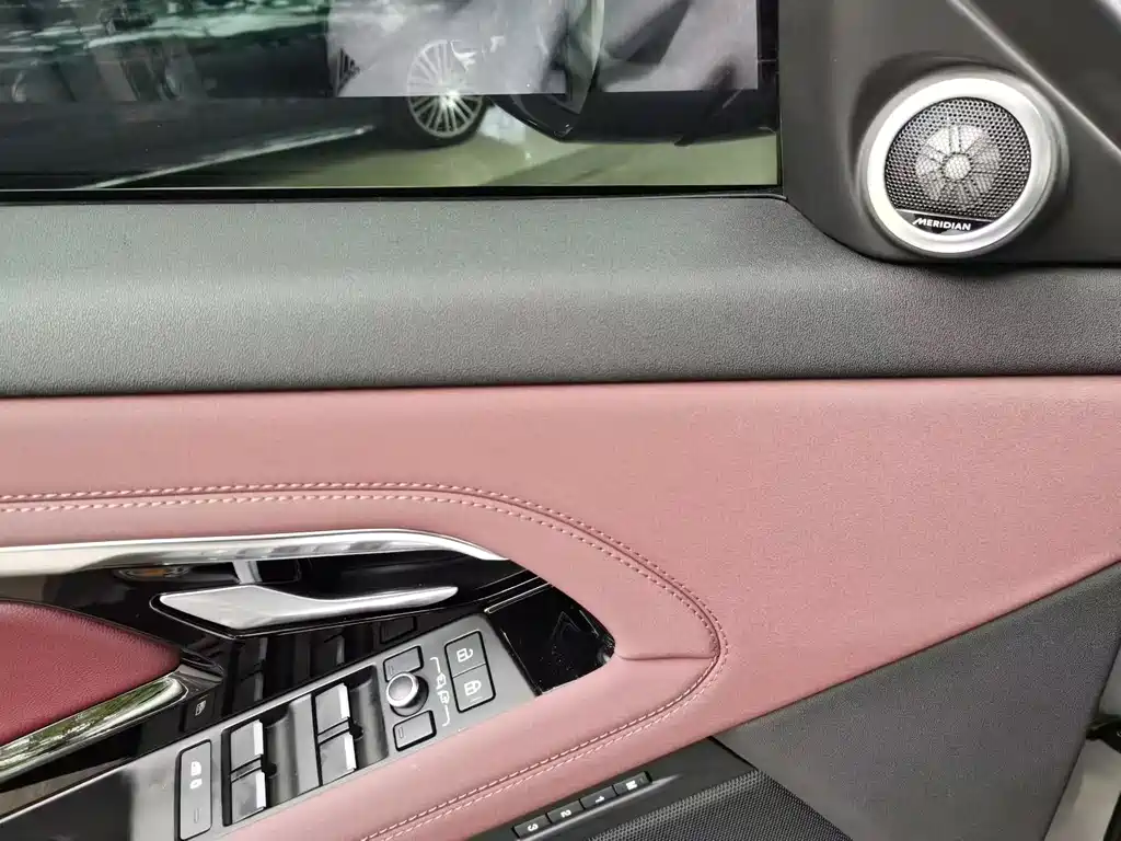 LAND ROVER RANGE ROVER AURORA